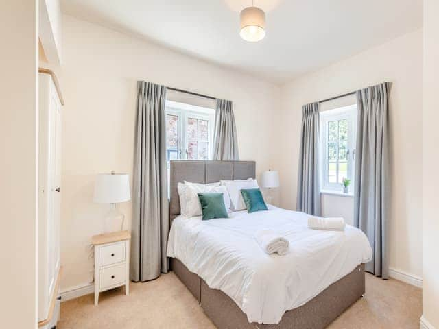 Double bedroom | No 8 - The Stables - Tedsmore Hall Estate properties - Tedsmore Hall Estate Properties, Oswestry