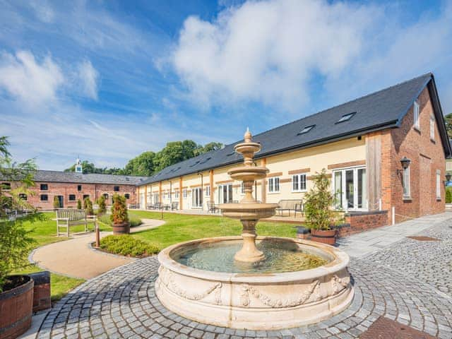 Exterior | No 8 - The Stables - Tedsmore Hall Estate properties - Tedsmore Hall Estate Properties, Oswestry