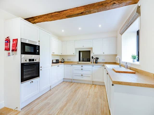 Kitchen | Stirrup - Tedsmore Hall Estate Properties, Oswestry