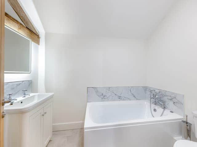 Bathroom | Saddle - Tedsmore Hall Estate Properties, Oswestry