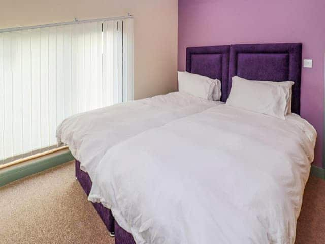 Double bedroom | Bears Court Unit 2 - Bears Court, Little Rissington