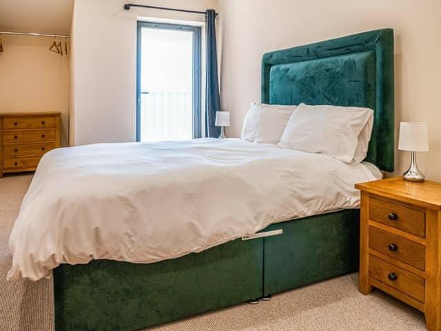 Double bedroom | Bears Court Unit 7 - Bears Court, Little Rissington