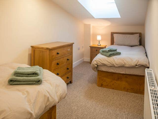 Twin bedroom | Bears Court Unit 5 - Bears Court, Little Rissington