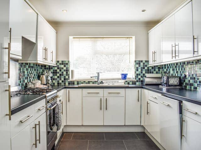 Kitchen | Oaks Reach, Lymington