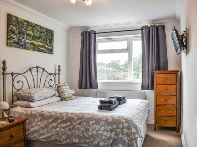 Double bedroom | Oaks Reach, Lymington