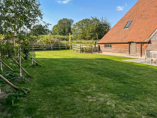 Exterior | Olivers Barn - Fishers Farm Barns, Shefford Woodlands Near Hungerford