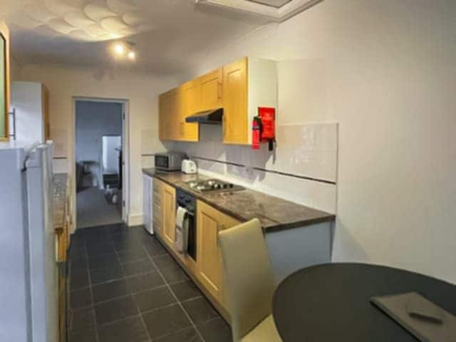 Kitchen | Amaya Two - Grantham Getaways, Grantham