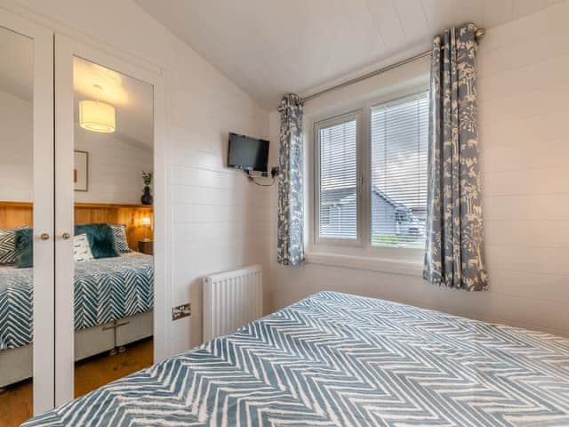 Double bedroom | Lilac Tree Lodge, Mercia Marina, Willington, near Derby