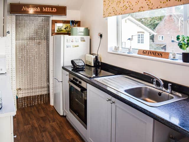 Kitchen | River View, Horning