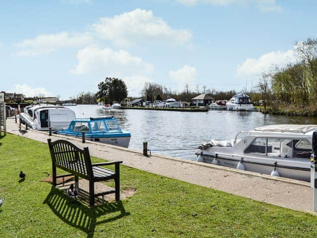 Surrounding area | River View, Horning