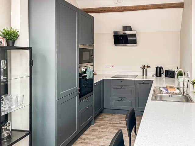 Kitchen | Emerald Cottage, Kingsey Aylesbury Vale