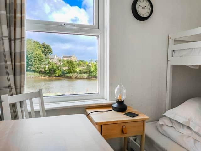 Bunk bedroom | Cygnet Cottage, Warkworth