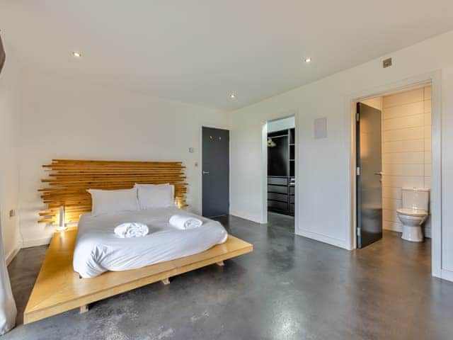 Double bedroom | Tregarden, Bude