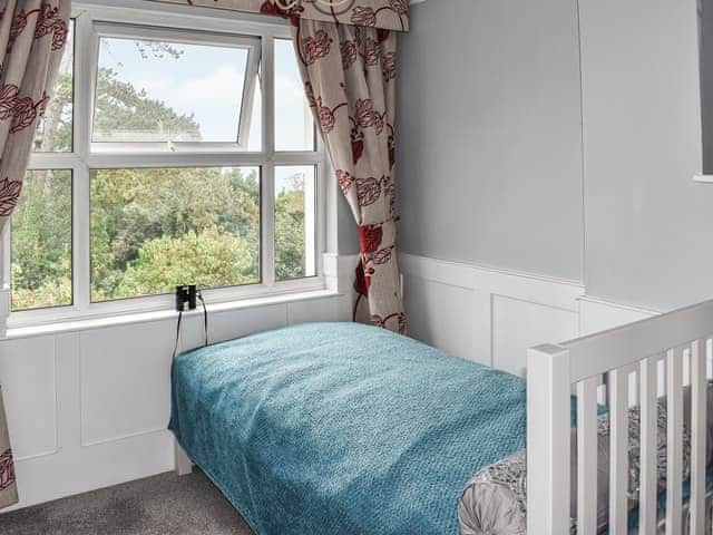 Single bedroom | Mulberry Lodge, Totland Bay