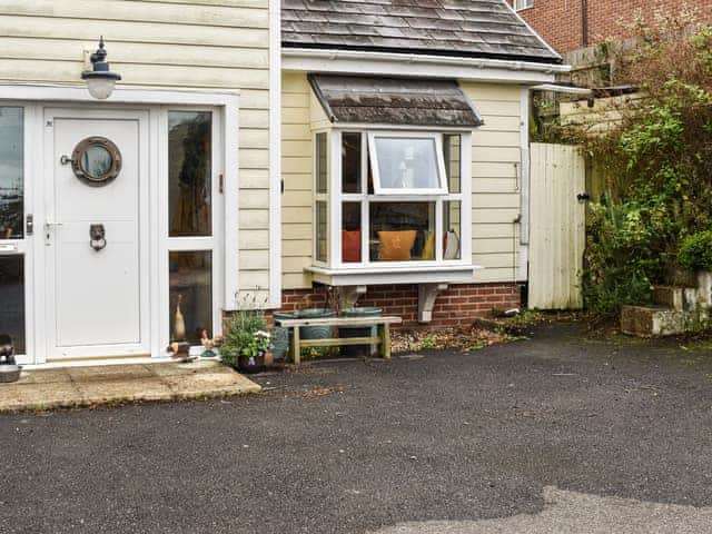 Exterior | Mulberry Lodge, Totland Bay