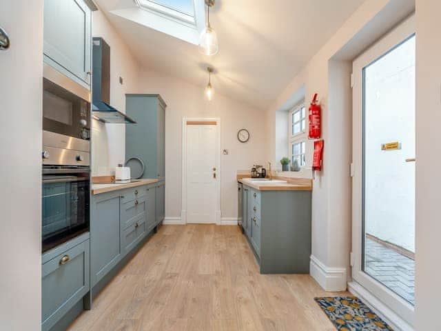 Kitchen | Glossop Cottage, Whitby