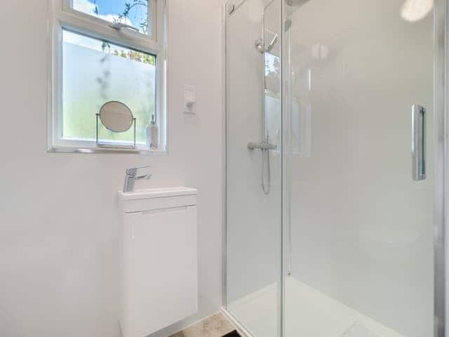 Shower room | The Pleasant Pheasant Mews, Ellingham, near Bungay