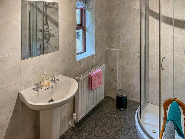 Bathroom | Ashfield House Apartment, Pateley Bridge