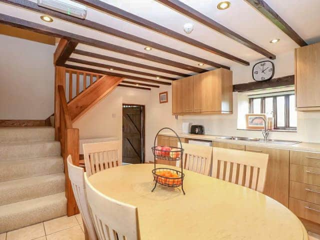 Kitchen/diner | Pond View Cottage - Waterloo Place, Tibenham