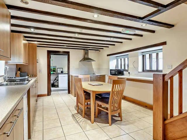 Kitchen/diner | Pond View Cottage - Waterloo Place, Tibenham