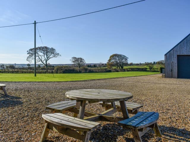 Outdoor eating area | Ash Cottage - The Granary Cottages, Whitby