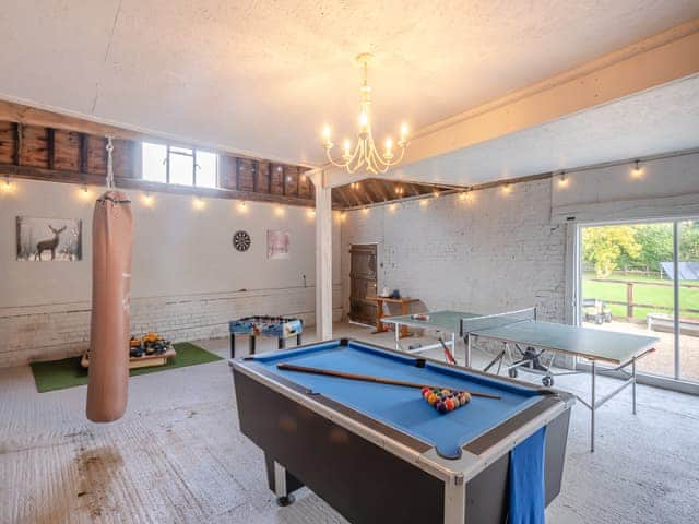 Games room | Copper Beech - Woodland Cottages, Halstead