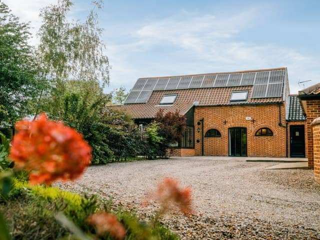 Exterior | The Old Coach House, Little Fransham