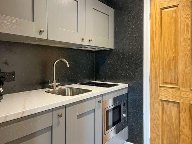 Kitchen | Studio on The Green - The Green, Chinley