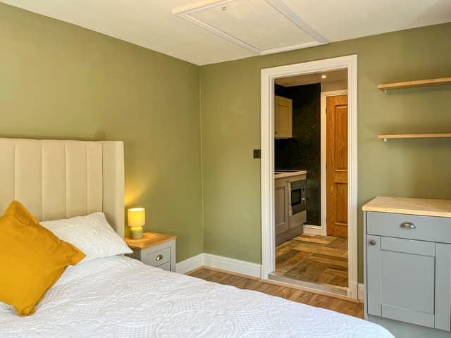 Double bedroom | Studio on The Green - The Green, Chinley