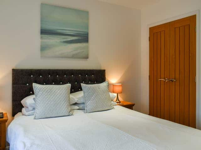 Double bedroom | Oak Cottage - The Granary Cottages, Whitby