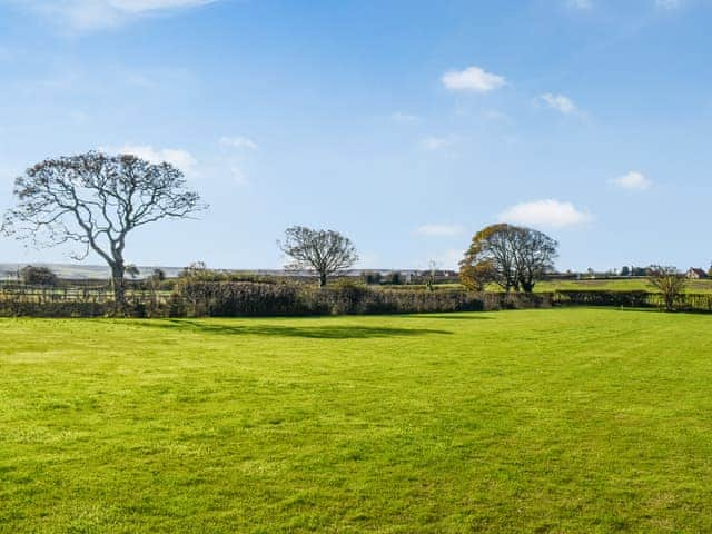 Exterior | Oak Cottage - The Granary Cottages, Whitby