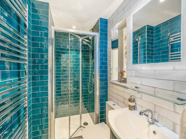 Bathroom | Barn House, Aubourn