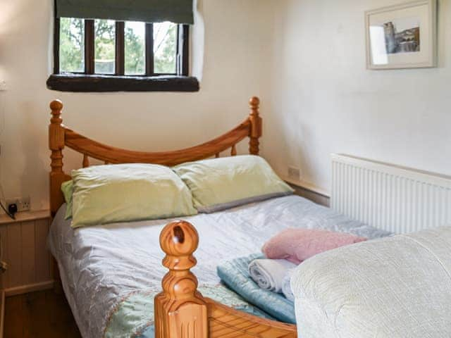 Double bedroom | The Retreat - Waterloo Place, Tibenham