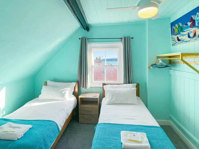 Twin bedroom | The Anchor, Scarborough