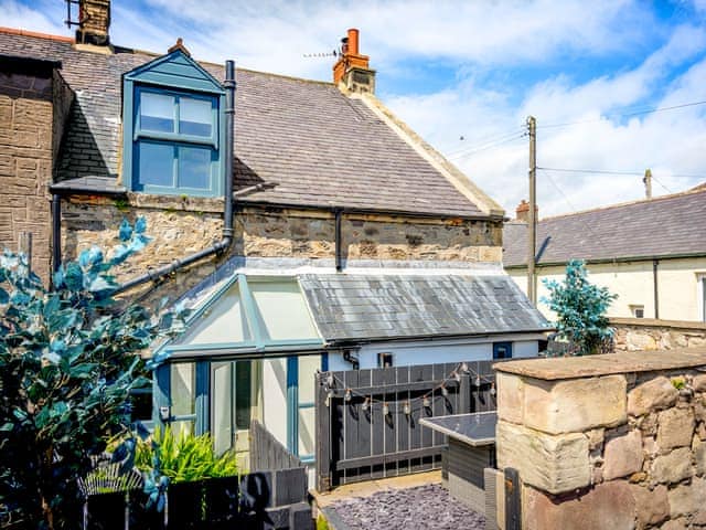 Exterior | Northern Hideaways Seahouses, Seahouses