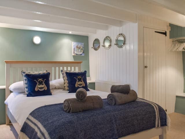 Double bedroom | Crew Quarters, Fowey