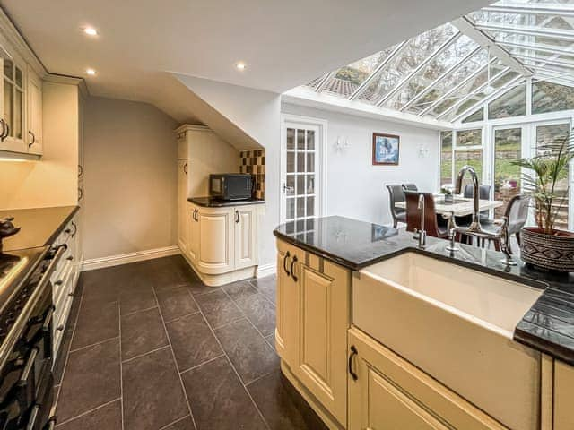 Kitchen | Grove Cottage, Sevenoaks