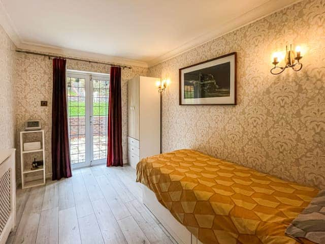 Single bedroom | Grove Cottage, Sevenoaks