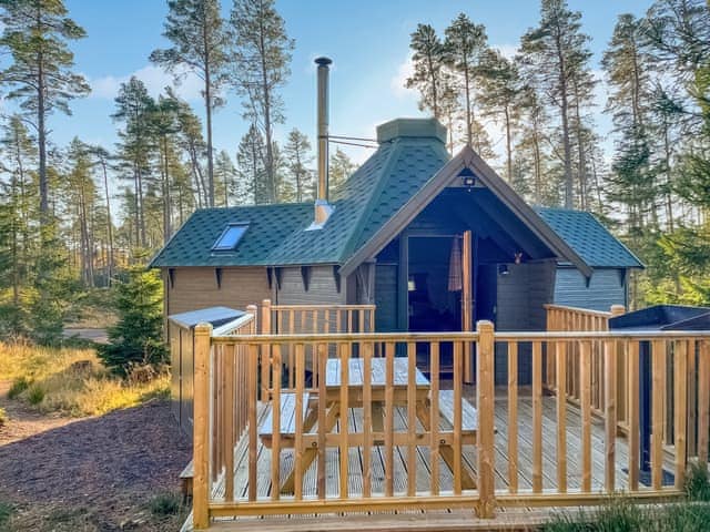 Exterior | Hazel - Cairngorm Bothies, Ballater