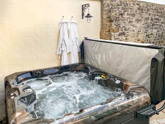 Hot tub | Olive Cottage, Barnard Castle