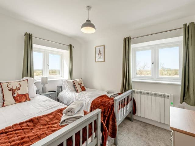 Twin bedroom | The Warren - Fletland Holiday Hamlet , Baston, near Stamford