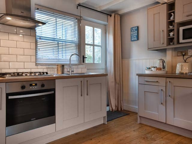 Kitchen | Taylor&rsquo;s Cottage, Whitby