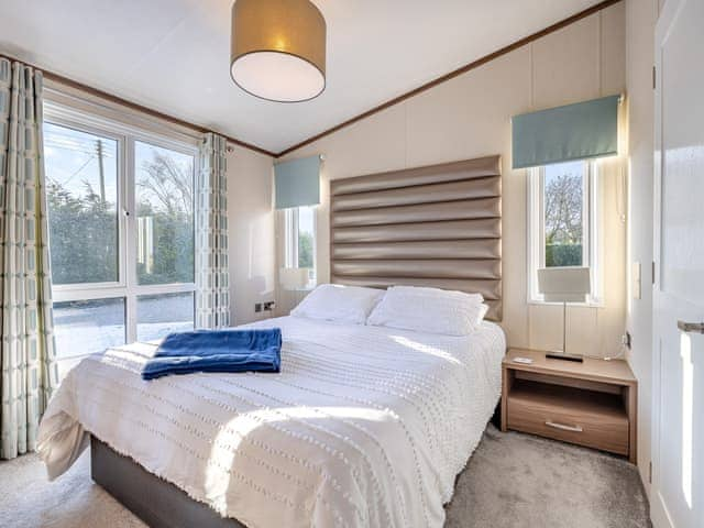 Double bedroom | The Lancaster - Rosewood Waters Retreat, Horncastle