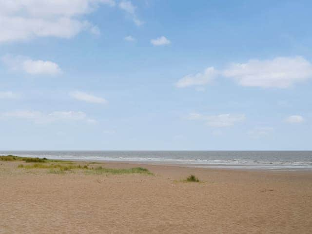 Surrounding area | Pier View Apartment 3 - Pier View, Skegness