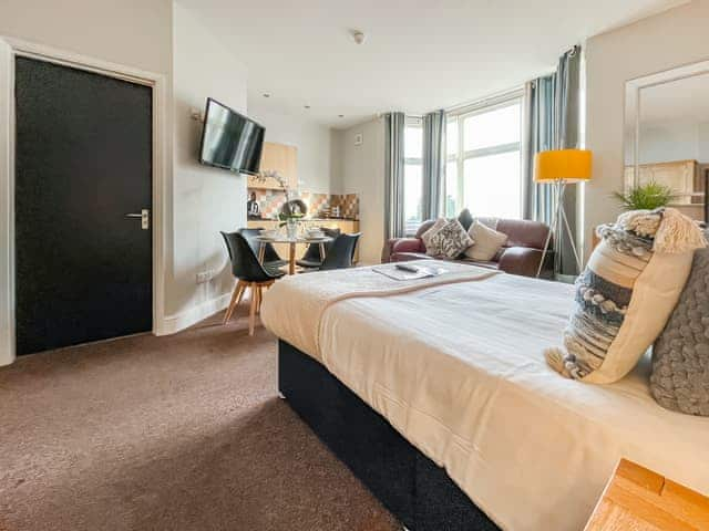 Open plan living space | Pier View Apartment 2 - Pier View, Skegness