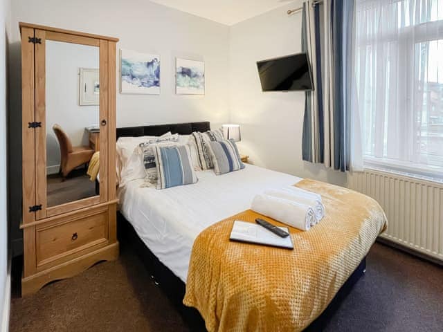 Open plan living space | Pier View Apartment 1 - Pier View, Skegness