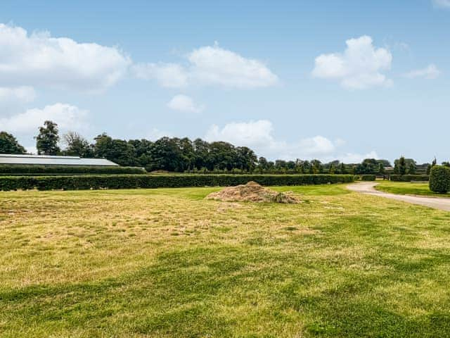 Exterior | Barn Owl Cottage - Home Farm Retreats, Kirk Hammerton, near York