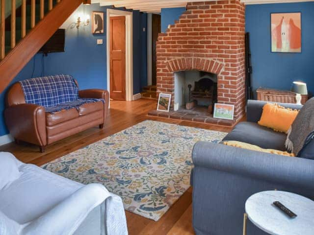 Living area | Ollands Cottage, Happisburgh