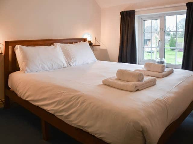 Double bedroom | Ollands Cottage, Happisburgh