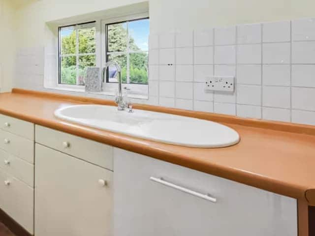 Utility room | Ollands Cottage, Happisburgh